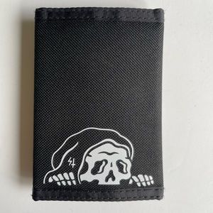 Lurking Class Wallet